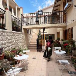 Die zweite Hälfte der 2,5 Wochen verbringen wir in einer anderen Unterkunft