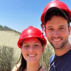 Los geht's Richtung Steinbruch. Natürlich gilt safety first..