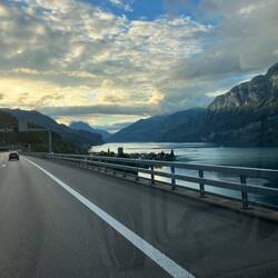 em Walesee entlang...