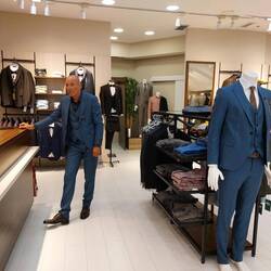 Der neue Anzug von Franzi