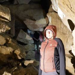 In der Höhle ists nur 5 Grad.