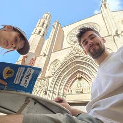 Kaffe an der Kathedrale de Barcelona