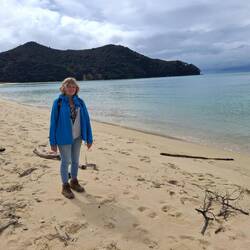 auf der Wanderung kommen wir an einigen Stränden vorbei
