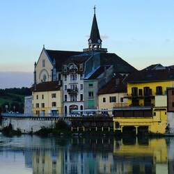 Seyssel links der Rhone