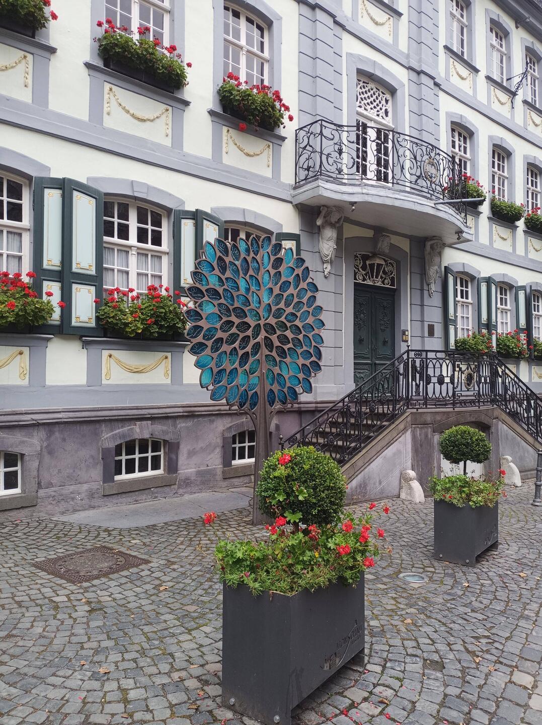 Haus Troisdorf mit seiner prächtigen Fassade