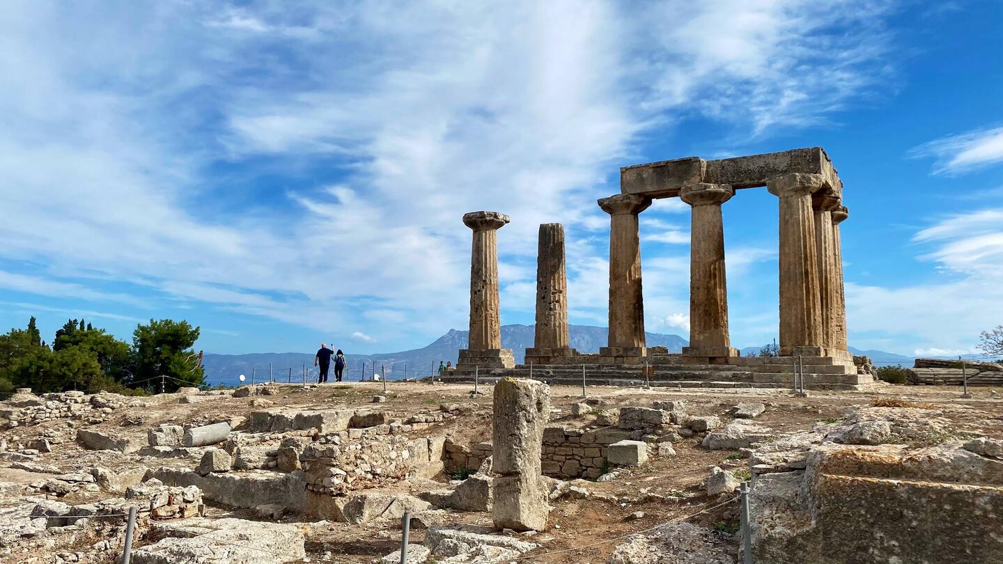 Apollon Tempel, das Wahrzeichen von Korinth