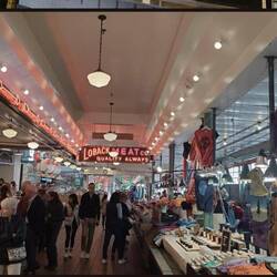 Der Pike Place Market ist riesig