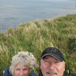 On our way back up we stopped for a selfie.