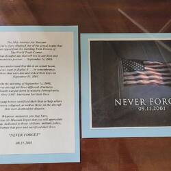 Selbstverständlich erinnert das Museum mit einem Stück Stahl der Türme an 9/11