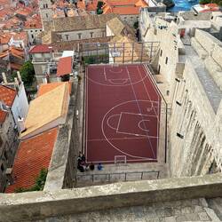 Sorry guys - not enough room!