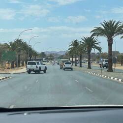 Welcome back to Windhoek (hier Robert Mugabe Ave)