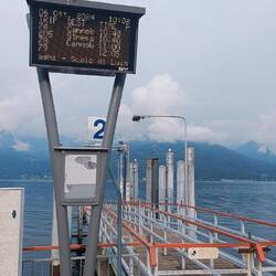 Hafen von Luino