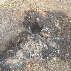 Ein Glutnest wie ein kleiner Minivulkan