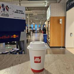 Koffie en to the loo.