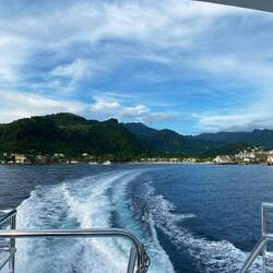 Per Boot zum Flughafen