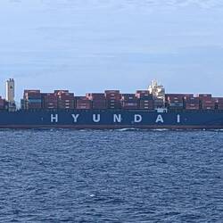 Containerfrachter