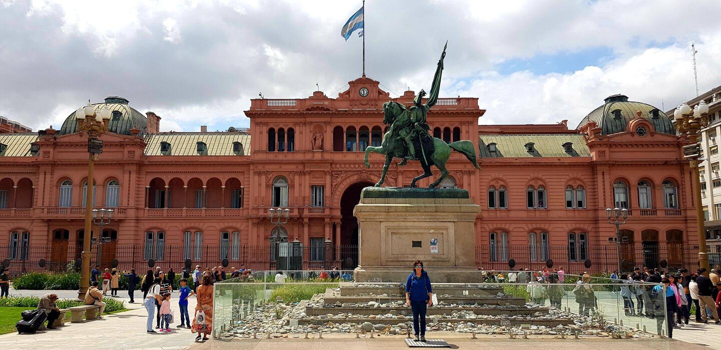 Casa Rosada: the Presidential Palace.