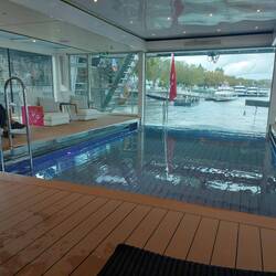 Infinity pool