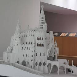 So hätte sie ausgesehen. Und gebaut wurde nur der kleine rechte untere Teil