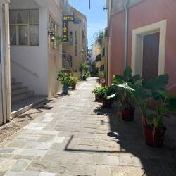 Ein letztes Mal ein idyllisches Gässchen, das ich eigentlich nicht fotografieren darf