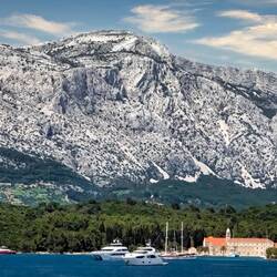 Scenery cruising to Korcula
