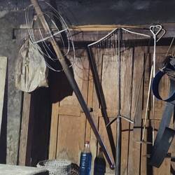 The larger stirring tools