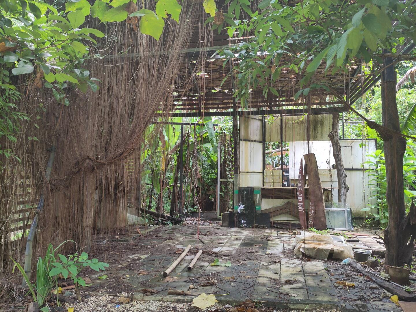 An abandoned restaurant
