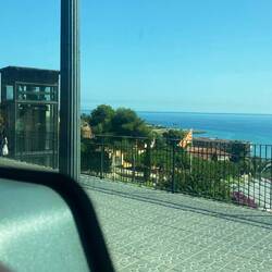 Die Bucht und Einfahrt zum Hafen von Tarragona