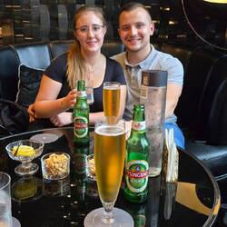 Absacker in der Hotelbar