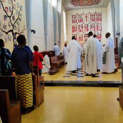 Die Zeremonie beginnt