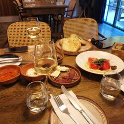 Frische Zutaten und tolle Aromen ergeben leckeres Essen.