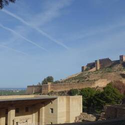 Die Castell von Sagunt und das römischen Amphitheater darunter