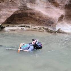 Zion NP, the Narrows...some enjoy the cold water 🤣