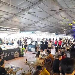 Nachtmarkt im Herzen Saigon's