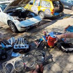 Crazy Reparatur mit einem Stück Coladose