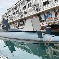 Submarine