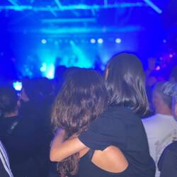 Gute musikalische Erziehung kann nur begrüßt werden! 😬🤘🏻