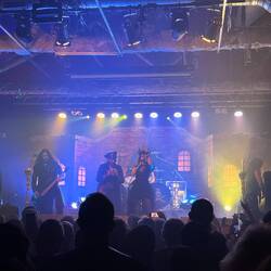 Visions of Atlantis - haben auch hart gerockt! 😎🤘🏻