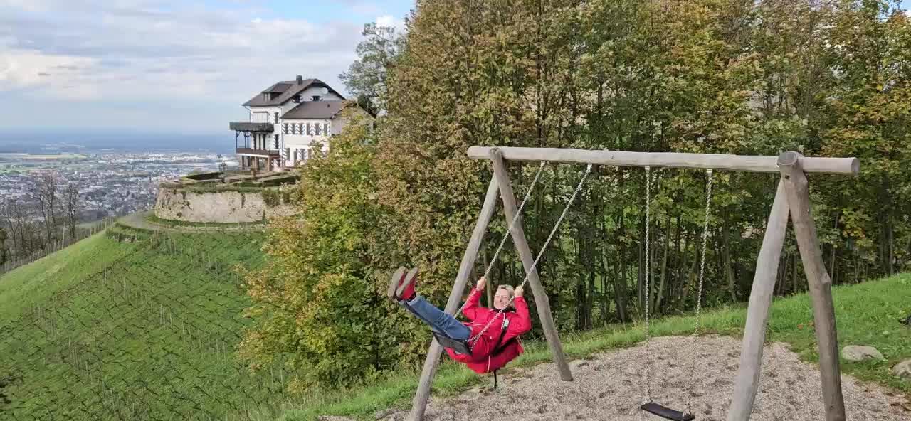 Begeisterung pur, nicht allerdings bei den beide Mädchen, die das Etablisiment verlassen mussten...