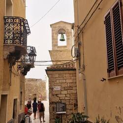 Diese Gassen gehören noch zum Burginneren.