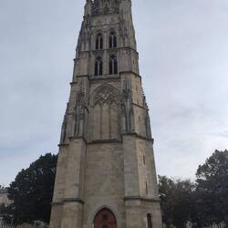 Heute gings auf diesen Glockenturm "Pey-Berland" - der Test für meine Knie😉