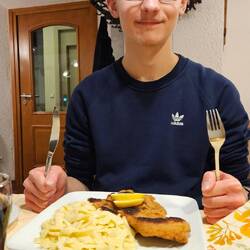 Schnitzel mit hausgemachten Spätzle