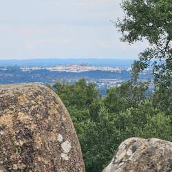 In der Ferne liegt Évora