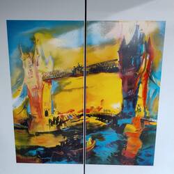 Das ist The Tower... Bridge. Sie hat zwei Tower. Das ist einer mehr als The Tower hat