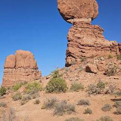 Balanced rock effectivement en équilibre !