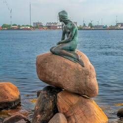 The Little Mermaid statue
