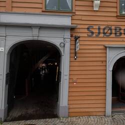 Bryggen building with a lean.