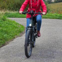 Gerade eben war es noch sehr steil, mit E-Bike kein Problem.