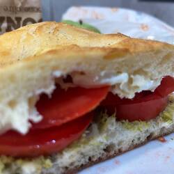 Tomate/pesto/straciatella