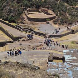 Die Touristenmassen (aber wohl noch kein Vergleich zu Macchu Picchu)